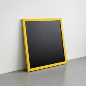 Produkt Černá křídová tabule v žlutém dřevěném rámu COLOR