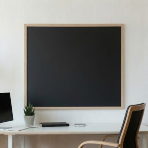 Produkt Černá magnetická tabule v přírodním dřevěném rámu CLASSIC
